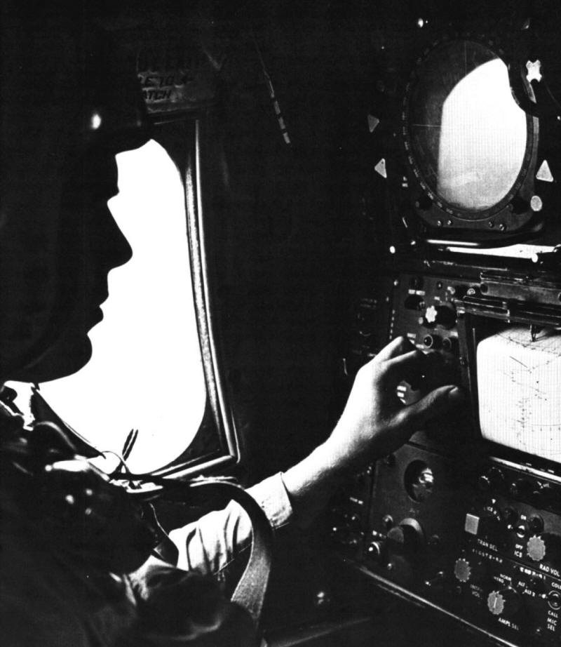 MAD_gear_operator_in_S-2_Tracker_of_VS-37_c1966.jpg